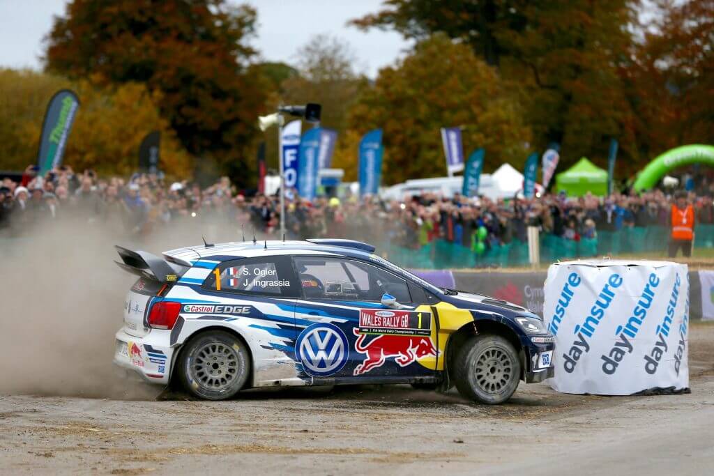 Rally car crashing into Dayinsure logo